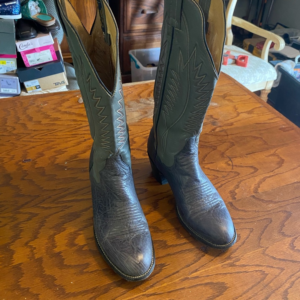 Women size 6 1/2 panhandle slim western boots gray